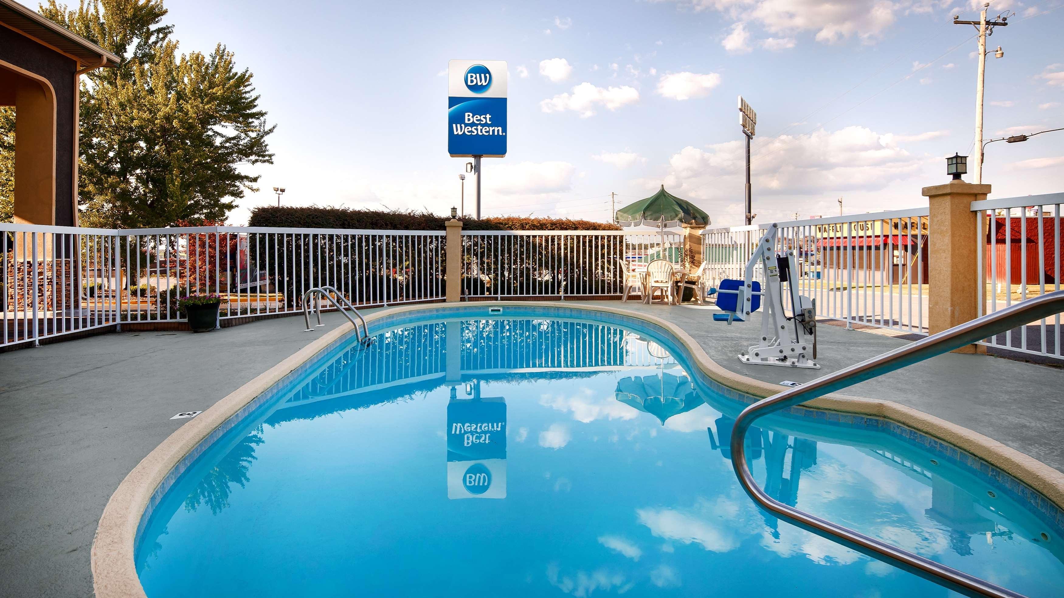 Best Western Fairwinds Inn Cullman Exterior photo